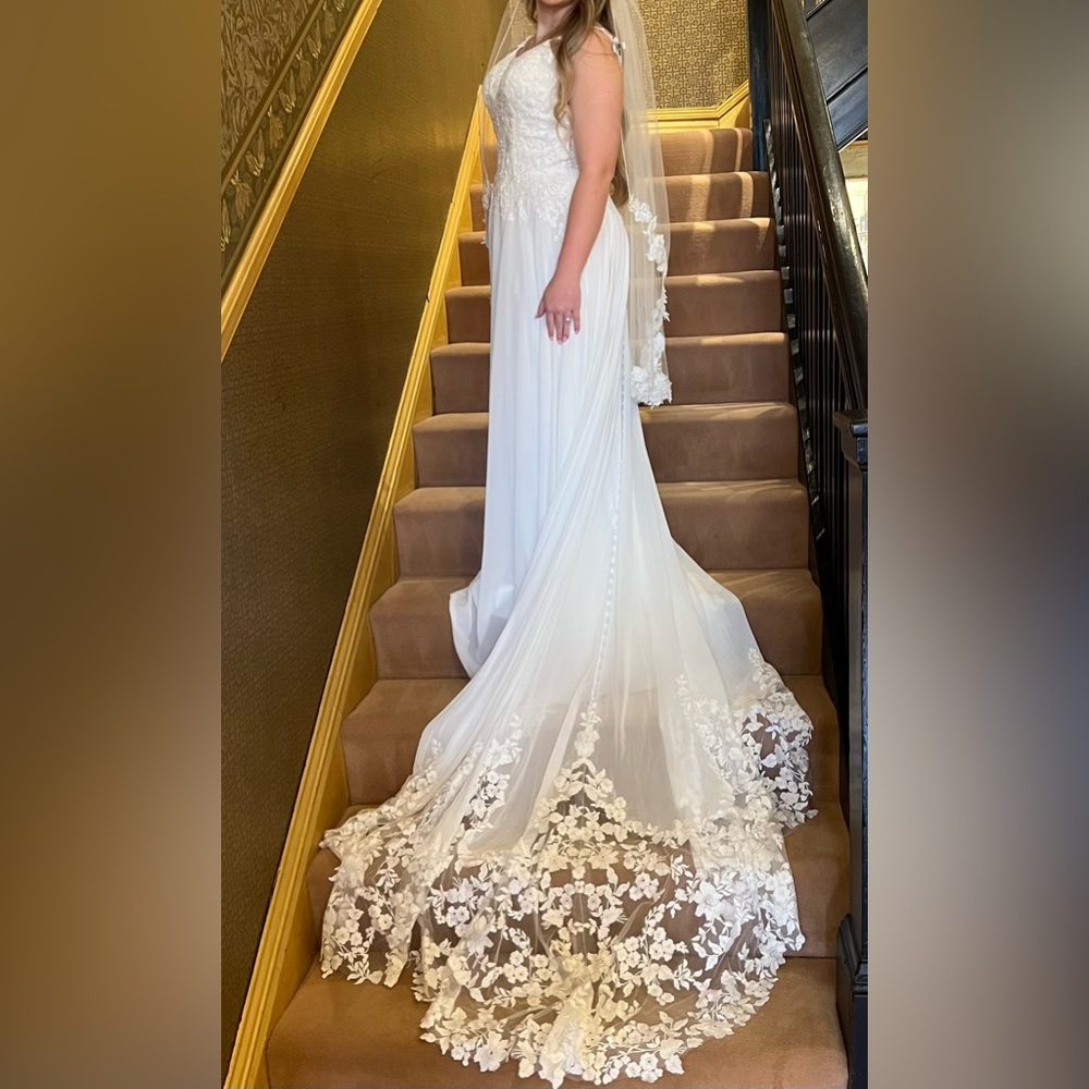 Wedding dress size 6